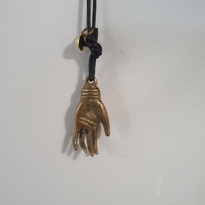 HELPING HAND NECKLACE