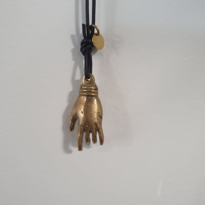 HELPING HAND NECKLACE