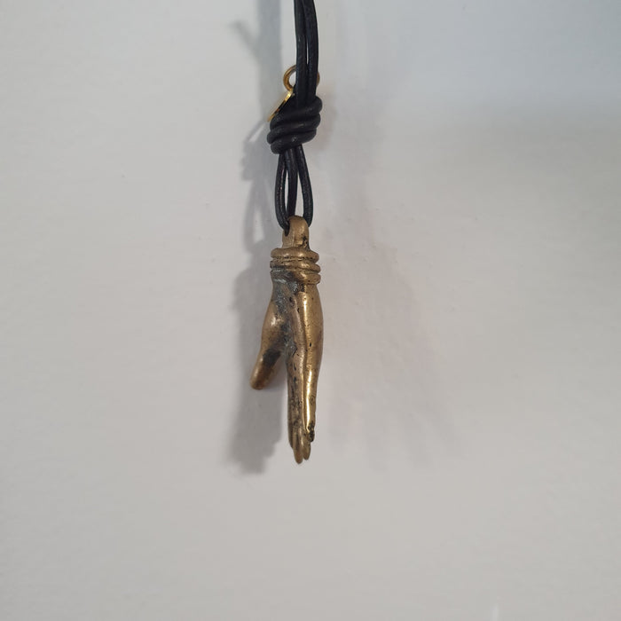 HELPING HAND NECKLACE